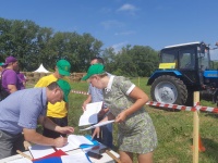 Нижегородские студенты посоревновались в мастерстве вождения трактора 