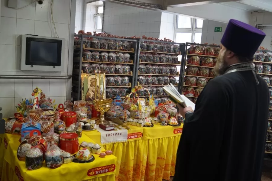 Пасхальные куличи, творожные пасхи освятят на хлебозаводах Нижегородской области